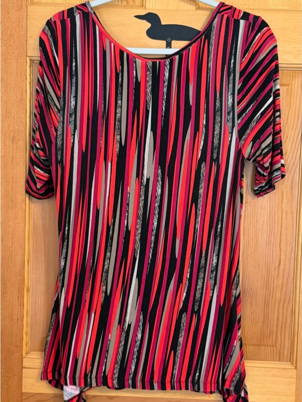 Dana Buchman Pink and Black Chevron Scoop Neck Tunic - Picture 2 of 6
